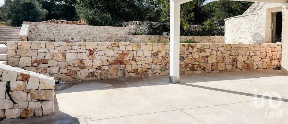 Trullo 3 locali di 100 m² in Cisternino (72014)