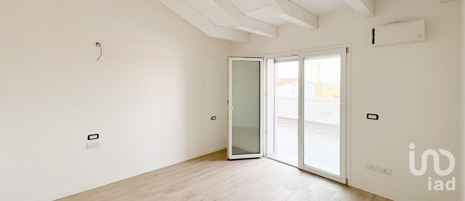 Palazzo / Stabile 5 locali di 180 m² a Rubano (35030)