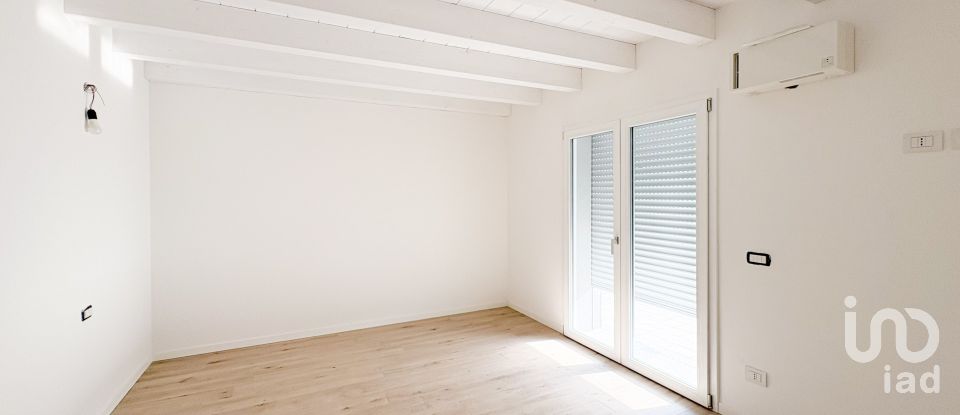 Palazzo / Stabile 5 locali di 180 m² a Rubano (35030)