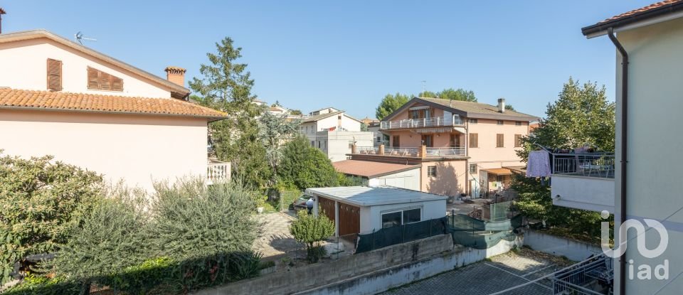 Trilocale di 79 m² a Osimo (60027)