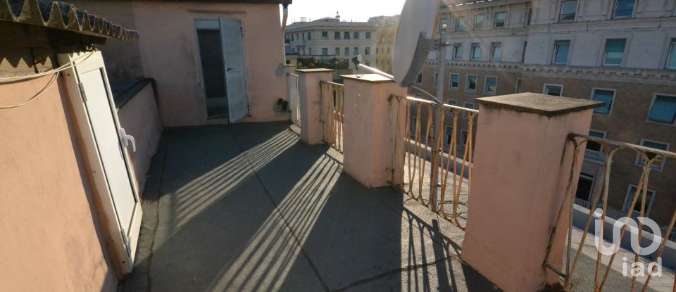 Apartment 7 rooms of 90 m² in Genova (16129)