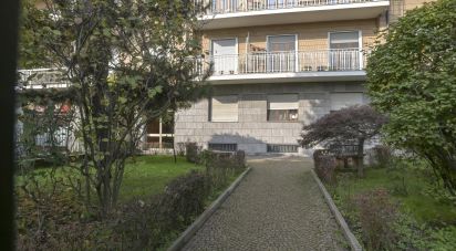 Three-room apartment of 83 m² in Torino (10149)