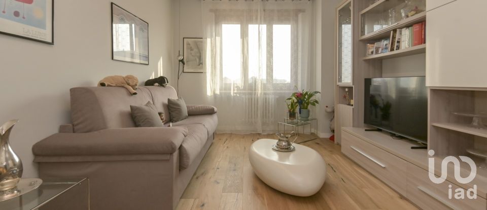 Three-room apartment of 83 m² in Torino (10149)