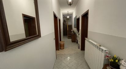 House 8 rooms of 163 m² in Ceriale (17023)