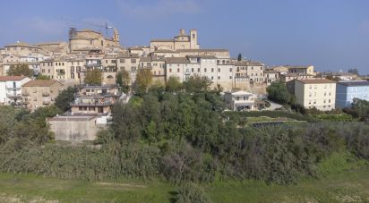 Terreno di 1.135 m² in Civitanova Marche (62012)