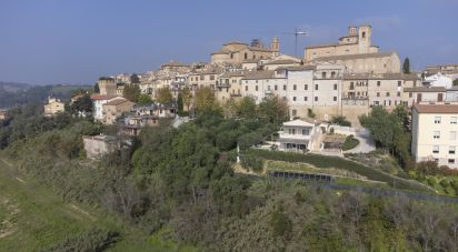 Terreno di 1.135 m² in Civitanova Marche (62012)