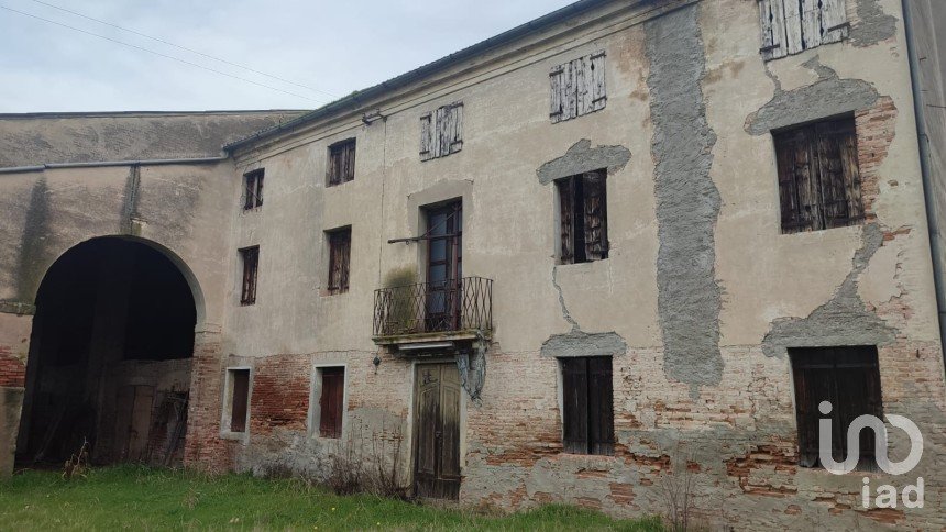 Rustico 14 locali di 900 m² in Agugliaro (36020)