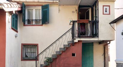 Mansion 4 rooms of 69 m² in Davagna (16022)