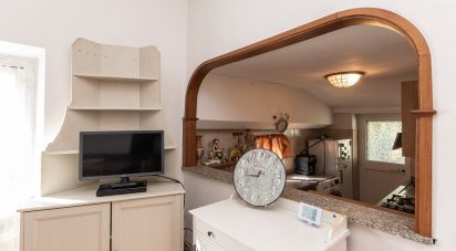 Mansion 4 rooms of 69 m² in Davagna (16022)