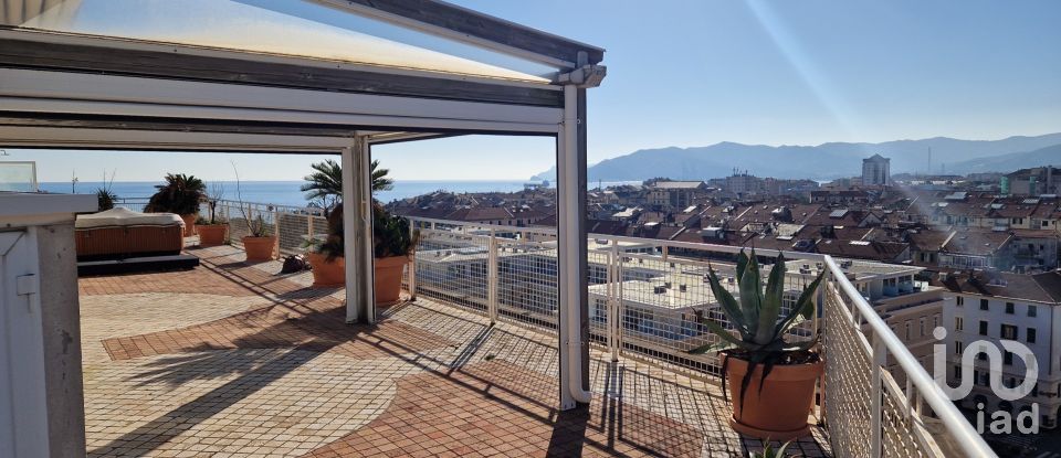 Loft 7 rooms of 117 m² in Savona (17100)