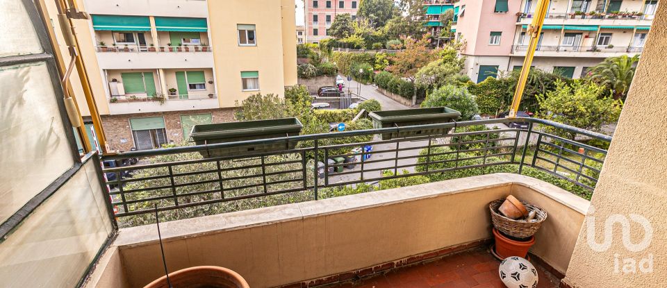 Apartment 6 rooms of 91 m² in Genova (16146)