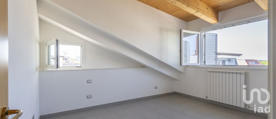 Appartamento 5 locali di 79 m² a Porto Sant'Elpidio (63821)