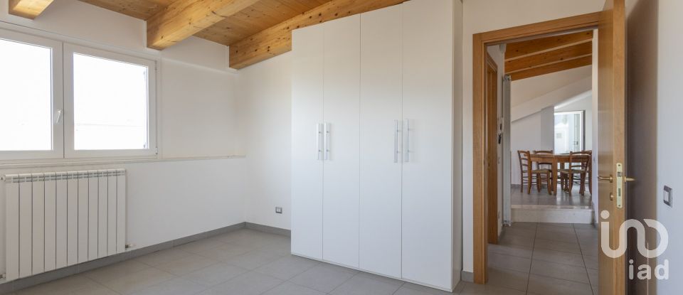 Appartamento 5 locali di 79 m² a Porto Sant'Elpidio (63821)