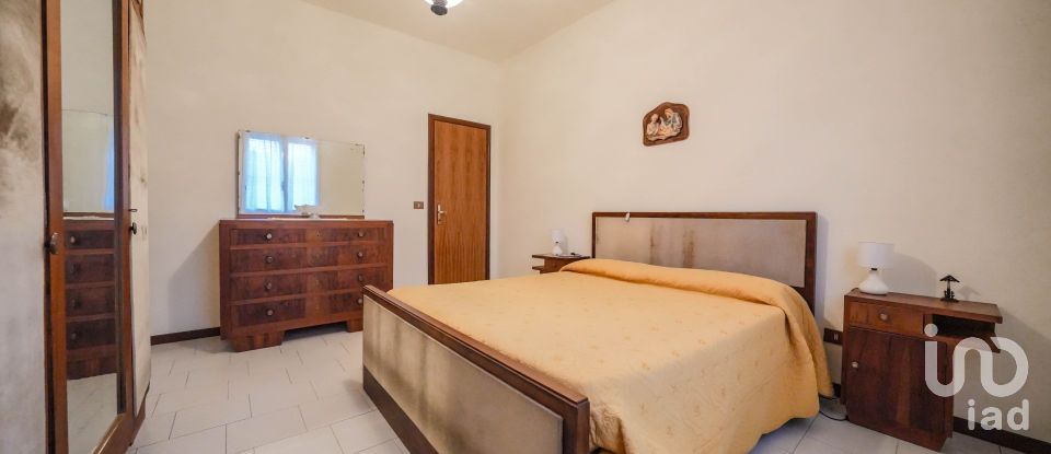 Casa 8 locali di 250 m² in Ferrara (44123)