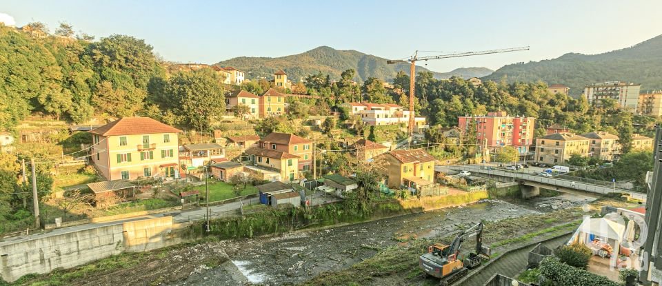 Four-room apartment of 120 m² in Genova (16159)