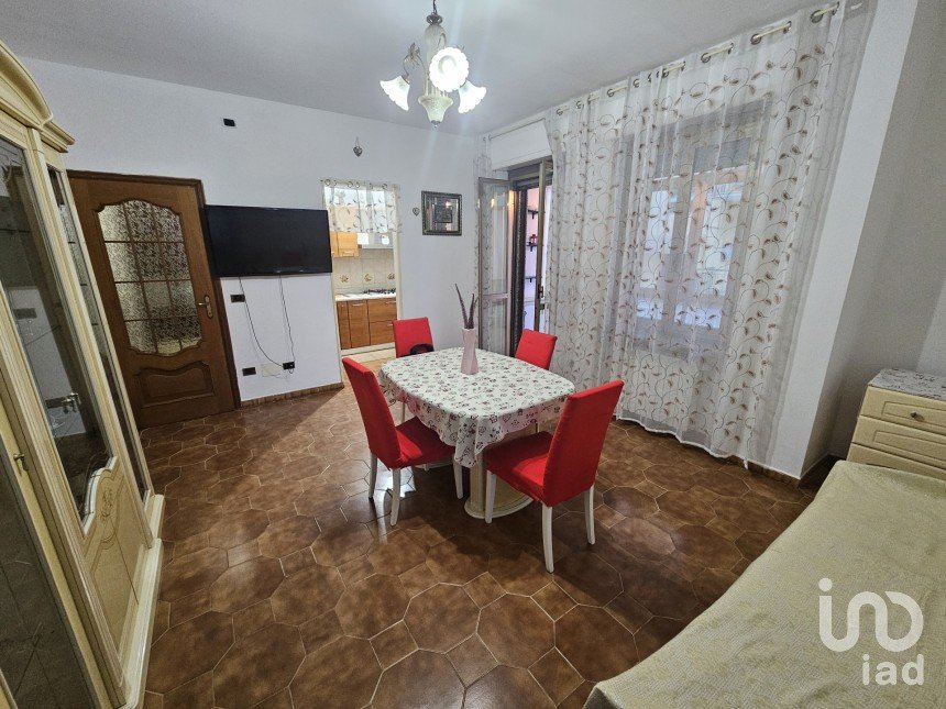 Three-room apartment of 80 m² in Villanova Canavese (10070)