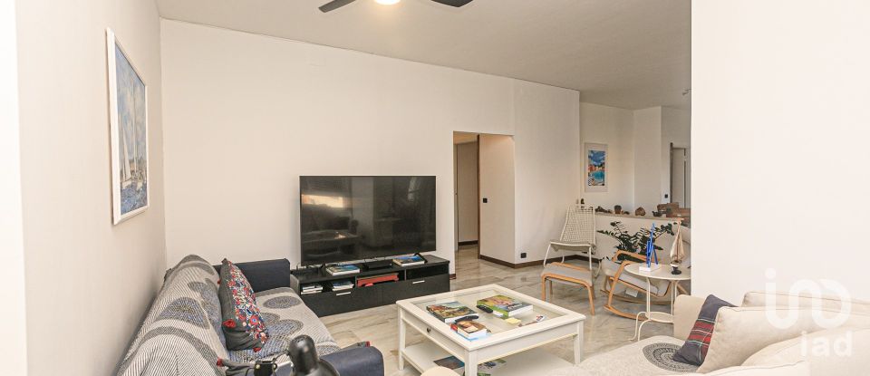 Apartment 8 rooms of 215 m² in Genova (16167)