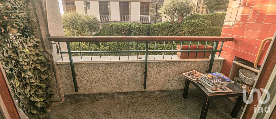 Apartment 8 rooms of 215 m² in Genova (16167)