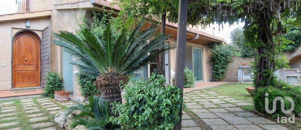 Villa 5 locali di 149 m² in Ardea (00040)