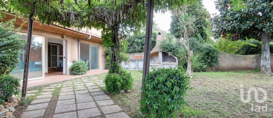 Villa 5 locali di 149 m² in Ardea (00040)