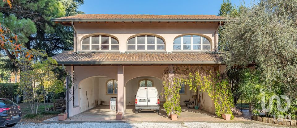 Villa 10 locali di 731 m² in Casnate con Bernate (22070)