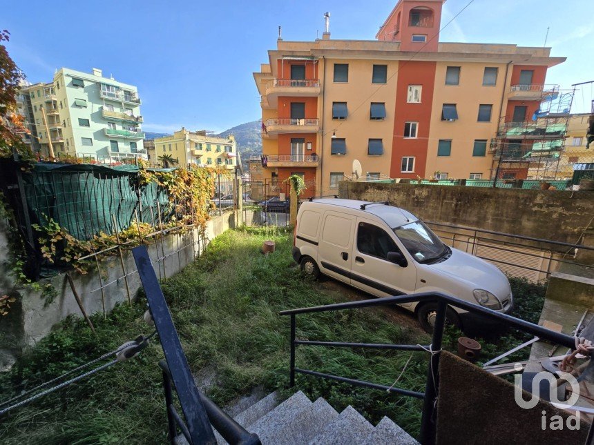 Apartment 0 rooms of 61 m² in Genova (16159)