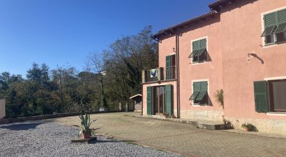 Town house 20 rooms of 300 m² in Serra Riccò (16010)