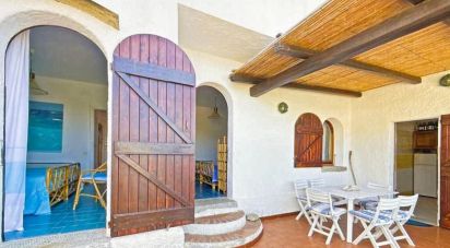 Villa 5 locali di 150 m² in Santa Teresa Gallura (07028)