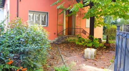 Casa 5 locali di 208 m² in Firenze (50132)