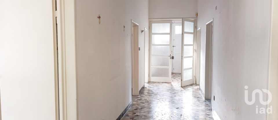 Casa 5 locali di 208 m² in Firenze (50132)