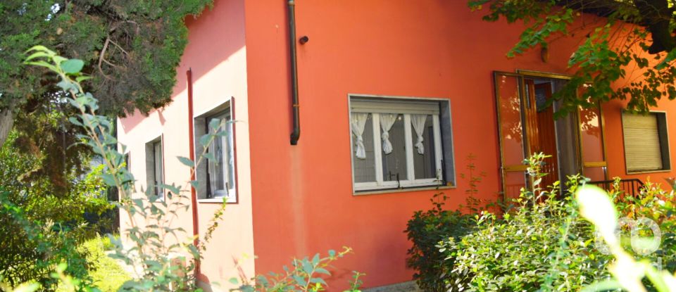 Casa 5 locali di 208 m² in Firenze (50132)