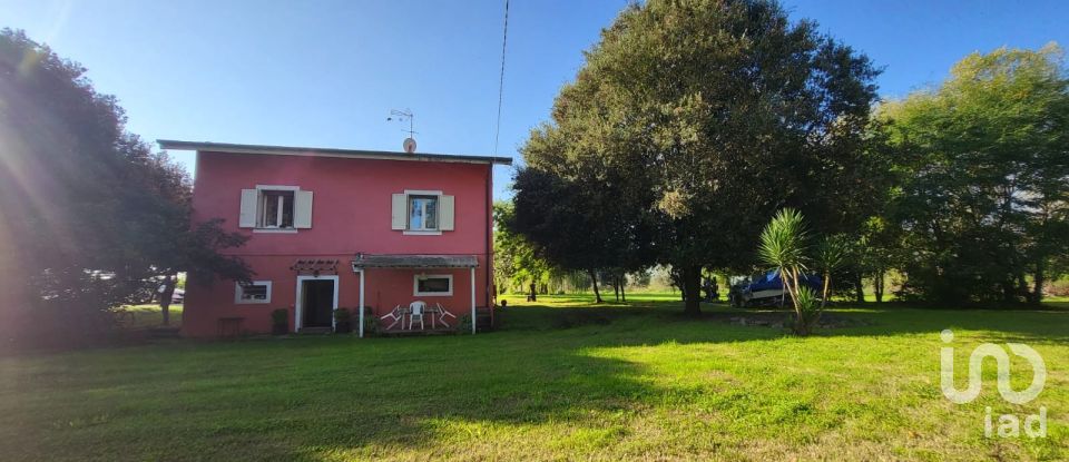 House 11 rooms of 240 m² in San Giuliano Terme (56017)