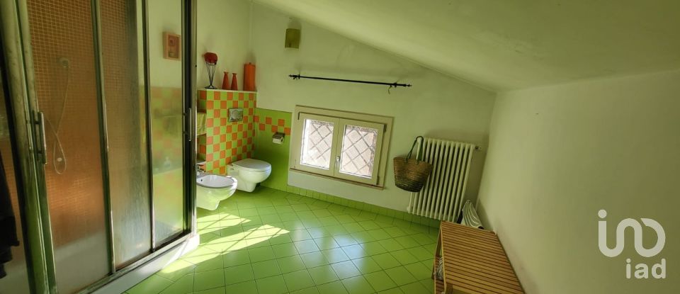 House 11 rooms of 240 m² in San Giuliano Terme (56017)