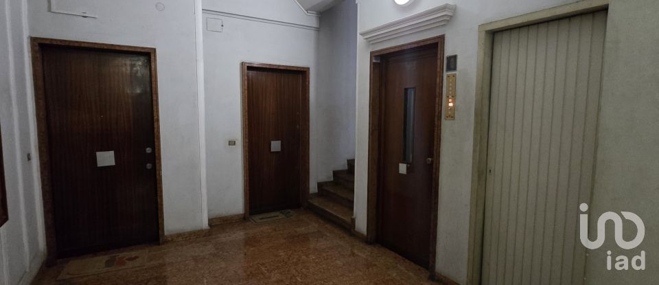 Appartamento 7 locali di 140 m² a Genova (16135)