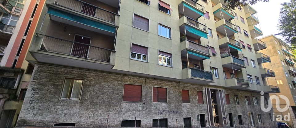 Appartamento 7 locali di 140 m² a Genova (16135)