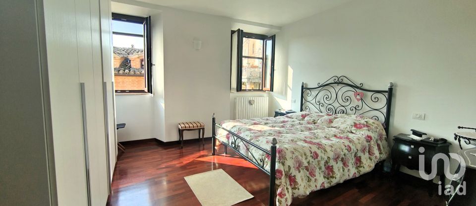 Casa indipendente 7 locali di 200 m² in Ripatransone (63065)