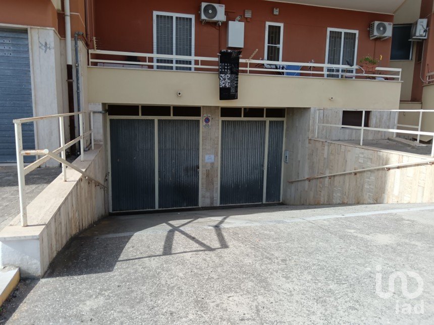 Posto auto/Box di 18 m² in Manfredonia (71043)