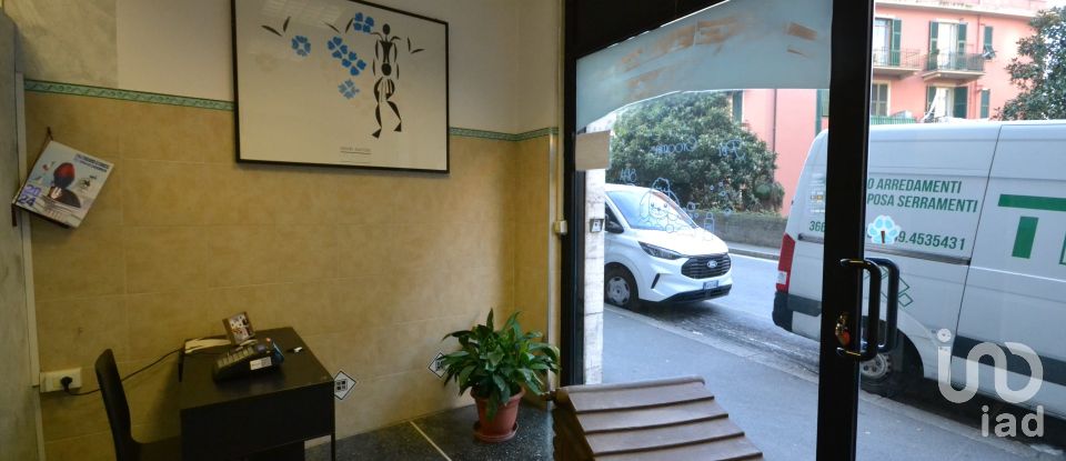 Attività locali di 35 m² in Genova (16149)