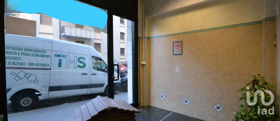 Attività locali di 35 m² in Genova (16149)