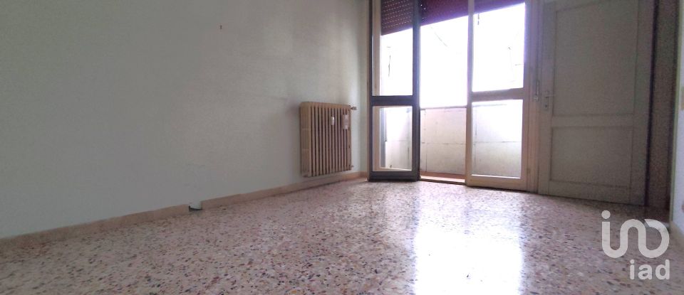 Appartamento 6 locali di 114 m² a Reggio nell'Emilia (42123)