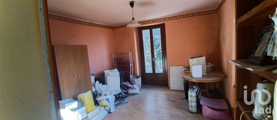 Casa 6 locali di 196 m² in Bee (28813)