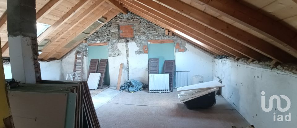 Casa 6 locali di 196 m² in Bee (28813)