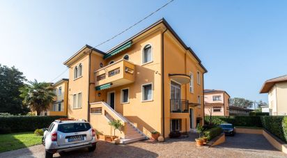 Villa 5 locali di 294 m² in Padova (35135)