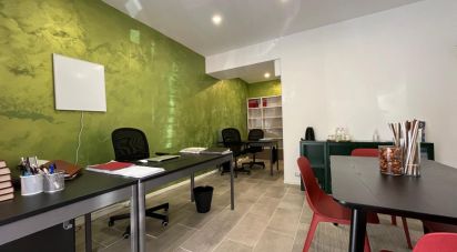 Negozio / locale commerciale di 35 m² in Genova (16129)