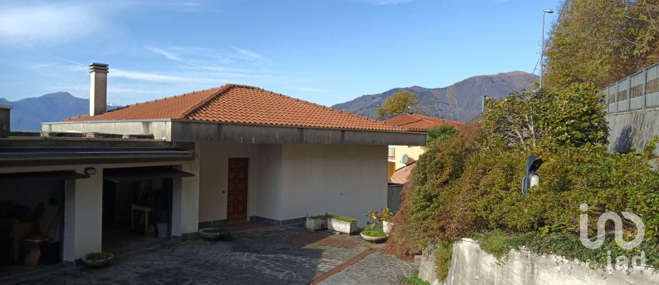 Villa Bifamiliare 6 locali di 180 m² in Bee (28813)