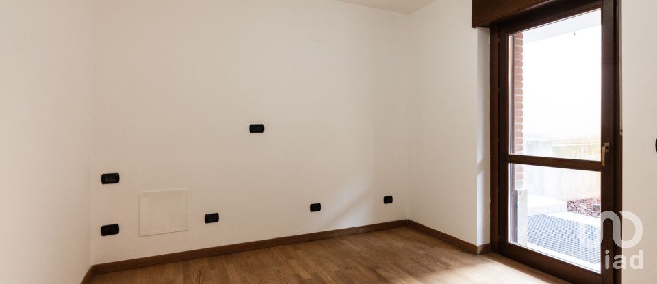 Duplex 5 locali di 150 m² a Milano (20125)