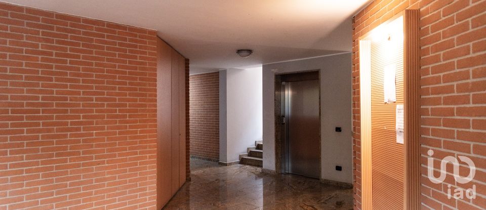 Duplex 5 locali di 150 m² a Milano (20125)