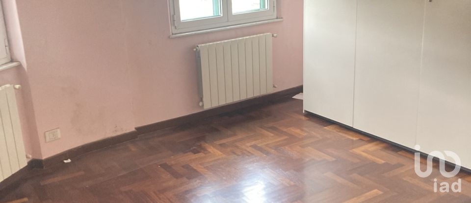 Quadrilocale di 70 m² a Genova (16155)