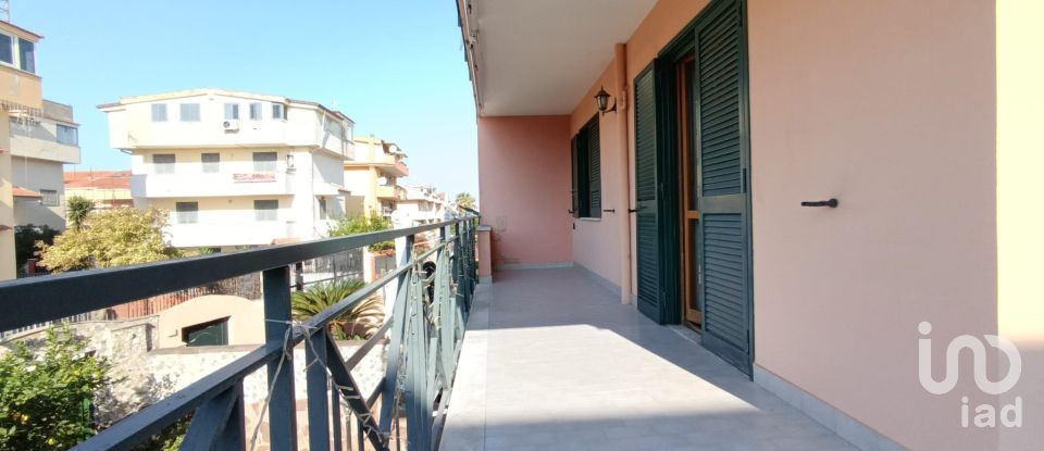 Casa 5 locali di 155 m² in Villaricca (80010)