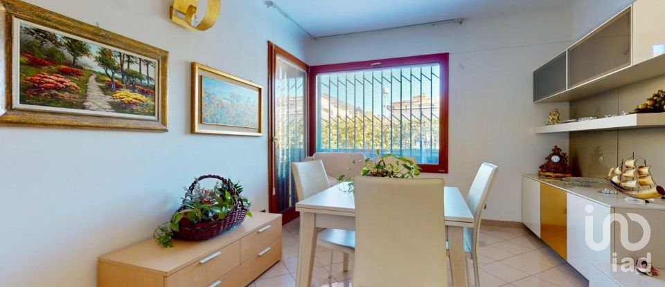 Appartamento 6 locali di 108 m² a Arenzano (16011)